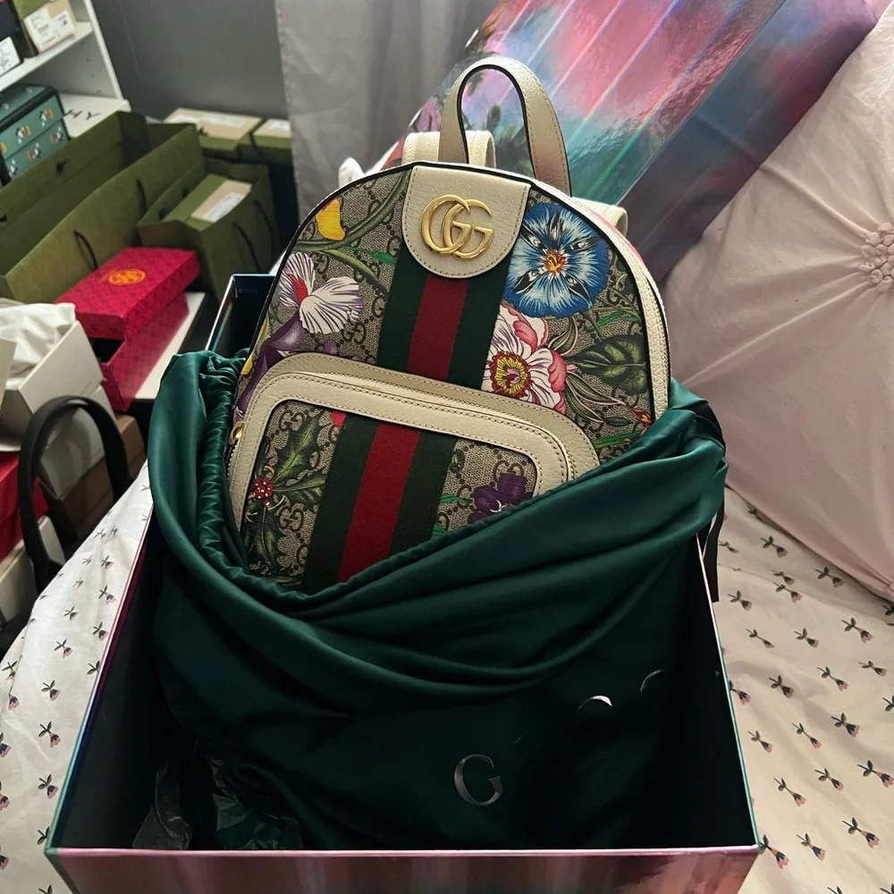 Authentic Gucci floral back price firm